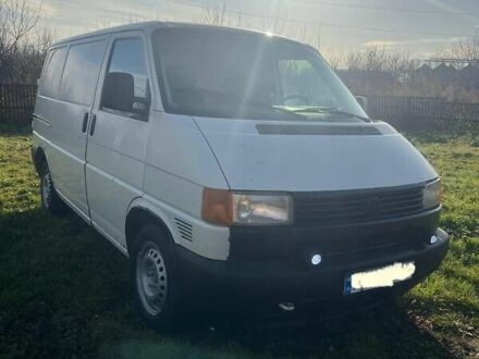 Белый Фольксваген Transporter, объемом двигателя 0 л и пробегом 379 тыс. км за 6900 $, фото 1 на Automoto.ua