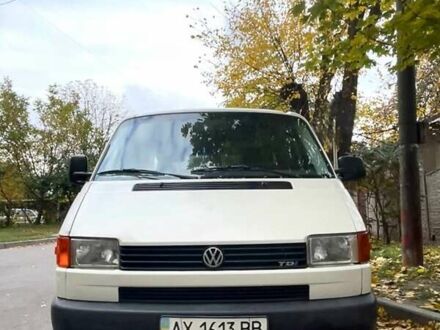 Белый Фольксваген Transporter, объемом двигателя 2.46 л и пробегом 340 тыс. км за 5800 $, фото 1 на Automoto.ua
