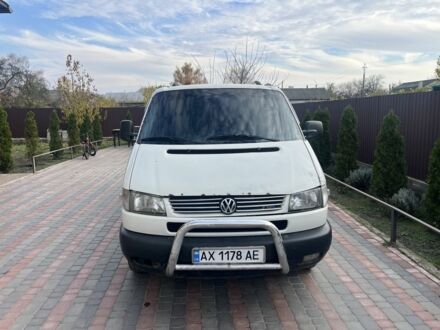 Білий Фольксваген Transporter, об'ємом двигуна 2.5 л та пробігом 520 тис. км за 5000 $, фото 1 на Automoto.ua