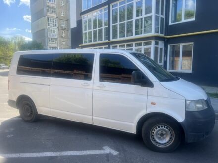Фольксваген Transporter 2004 у Чернігові на Automoto.ua Білий Фольксваген Transporter, об'ємом двигуна 1.9 л та пробігом 375 тис. км за 5700 $, фото 1 на Automoto.ua