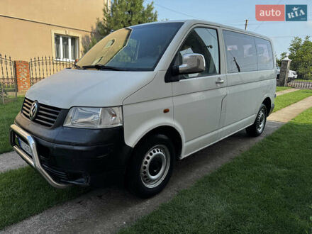 Фольксваген Transporter 2004 у Снятине на Automoto.ua Білий Фольксваген Transporter, об'ємом двигуна 2.46 л та пробігом 230 тис. км за 6950 $, фото 1 на Automoto.ua