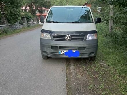 Білий Фольксваген Transporter, об'ємом двигуна 1.9 л та пробігом 432 тис. км за 6750 $, фото 1 на Automoto.ua