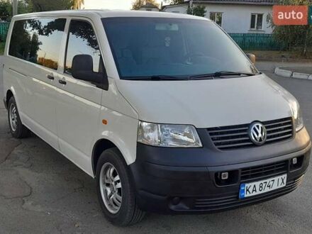 Белый Фольксваген Transporter, объемом двигателя 1.9 л и пробегом 237 тыс. км за 7800 $, фото 1 на Automoto.ua