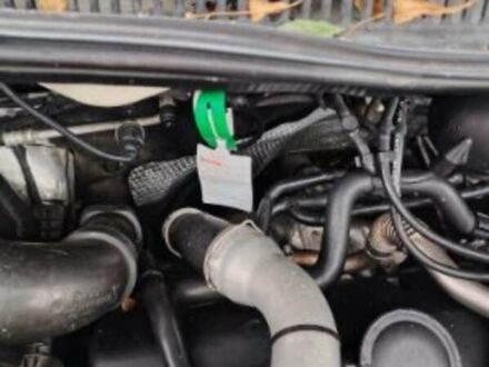 Білий Фольксваген Transporter, об'ємом двигуна 2.5 л та пробігом 303 тис. км за 7100 $, фото 1 на Automoto.ua