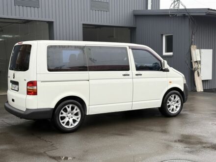 Белый Фольксваген Transporter, объемом двигателя 0 л и пробегом 300 тыс. км за 7700 $, фото 1 на Automoto.ua