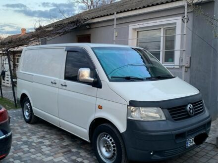 Фольксваген Transporter 2004 в Александрие на Automoto.ua Белый Фольксваген Transporter, объемом двигателя 2.5 л и пробегом 198 тыс. км за 7500 $, фото 1 на Automoto.ua