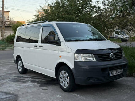 Фольксваген Transporter 2004 у Одесі на Automoto.ua Білий Фольксваген Transporter, об'ємом двигуна 2.5 л та пробігом 326 тис. км за 8999 $, фото 1 на Automoto.ua