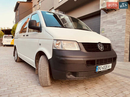 Фольксваген Transporter 2004 у Чорткові на Automoto.ua Білий Фольксваген Transporter, об'ємом двигуна 1.9 л та пробігом 633 тис. км за 8000 $, фото 1 на Automoto.ua