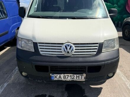 Белый Фольксваген Transporter, объемом двигателя 2.46 л и пробегом 300 тыс. км за 5500 $, фото 1 на Automoto.ua