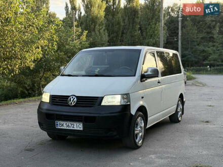 Білий Фольксваген Transporter, об'ємом двигуна 2.46 л та пробігом 340 тис. км за 5999 $, фото 1 на Automoto.ua