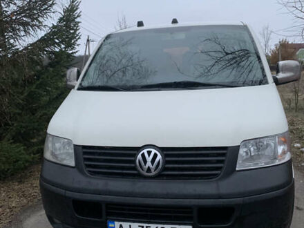 Фольксваген Transporter 2005 у Вышгороде на Automoto.ua Білий Фольксваген Transporter, об'ємом двигуна 2.46 л та пробігом 350 тис. км за 7500 $, фото 1 на Automoto.ua