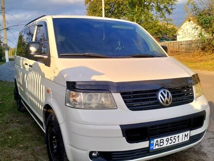 Фольксваген Transporter 2005 в Андрушевке на Automoto.ua Белый Фольксваген Transporter, объемом двигателя 2.5 л и пробегом 380 тыс. км за 7200 $, фото 1 на Automoto.ua