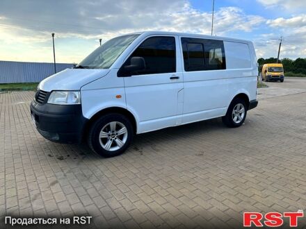 Фольксваген Transporter 2005 в Покровском на Automoto.ua Белый Фольксваген Transporter, объемом двигателя 1.9 л и пробегом 300 тыс. км за 8200 $, фото 1 на Automoto.ua