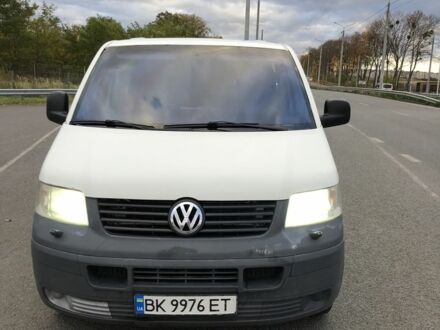 Белый Фольксваген Transporter, объемом двигателя 2.5 л и пробегом 505 тыс. км за 6500 $, фото 1 на Automoto.ua