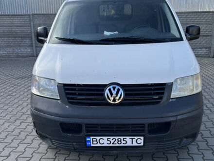 Фольксваген Transporter 2005 в Жовкве на Automoto.ua Белый Фольксваген Transporter, объемом двигателя 1.9 л и пробегом 355 тыс. км за 5500 $, фото 1 на Automoto.ua