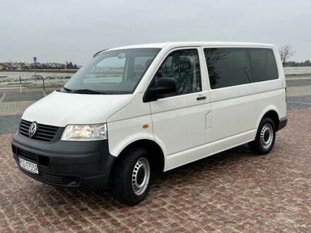 Белый Фольксваген Transporter, объемом двигателя 2.5 л и пробегом 230 тыс. км за 3482 $, фото 1 на Automoto.ua