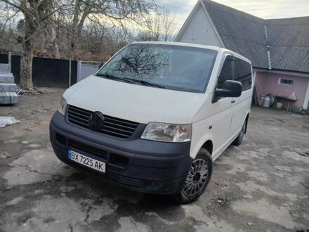 Белый Фольксваген Transporter, объемом двигателя 1.9 л и пробегом 420 тыс. км за 7300 $, фото 1 на Automoto.ua