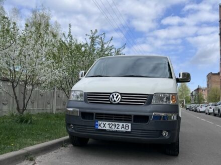 Білий Фольксваген Transporter, об'ємом двигуна 1.9 л та пробігом 215 тис. км за 7850 $, фото 1 на Automoto.ua