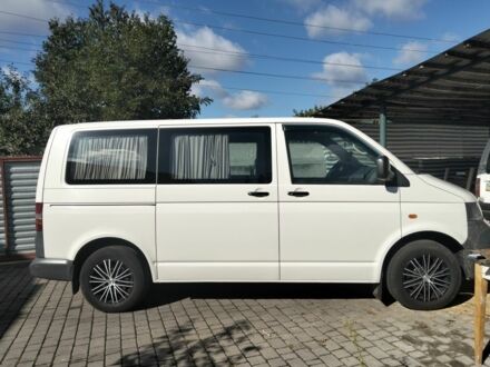 Білий Фольксваген Transporter, об'ємом двигуна 1.9 л та пробігом 450 тис. км за 8900 $, фото 1 на Automoto.ua