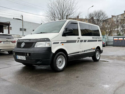 Белый Фольксваген Transporter, объемом двигателя 1.9 л и пробегом 300 тыс. км за 6999 $, фото 1 на Automoto.ua