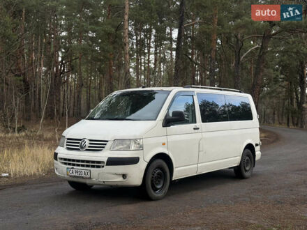 Белый Фольксваген Transporter, объемом двигателя 2.5 л и пробегом 700 тыс. км за 5350 $, фото 1 на Automoto.ua