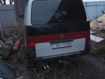 Белый Фольксваген Transporter, объемом двигателя 2 л и пробегом 120 тыс. км за 2500 $, фото 1 на Automoto.ua