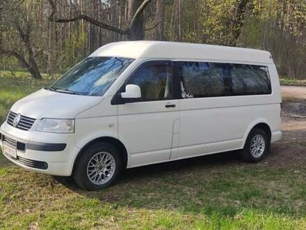 Белый Фольксваген Transporter, объемом двигателя 2.5 л и пробегом 445 тыс. км за 11000 $, фото 1 на Automoto.ua