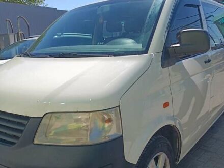 Фольксваген Transporter 2006 в Николаеве на Automoto.ua Белый Фольксваген Transporter, объемом двигателя 1.9 л и пробегом 400 тыс. км за 10500 $, фото 1 на Automoto.ua