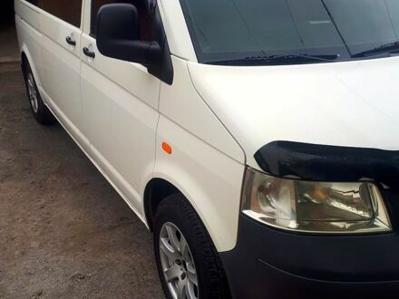 Фольксваген Transporter 2007 в Александрие на Automoto.ua Белый Фольксваген Transporter, объемом двигателя 2.5 л и пробегом 290 тыс. км за 8000 $, фото 1 на Automoto.ua