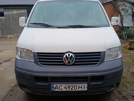 Білий Фольксваген Transporter, об'ємом двигуна 1.9 л та пробігом 360 тис. км за 8500 $, фото 1 на Automoto.ua