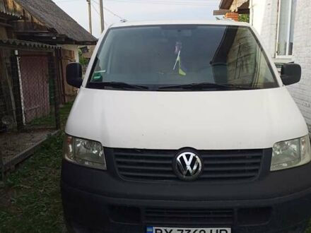 Белый Фольксваген Transporter, объемом двигателя 1.9 л и пробегом 454 тыс. км за 8300 $, фото 1 на Automoto.ua