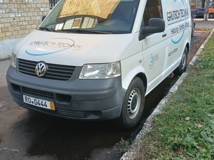 Белый Фольксваген Transporter, объемом двигателя 1.9 л и пробегом 270 тыс. км за 4400 $, фото 1 на Automoto.ua