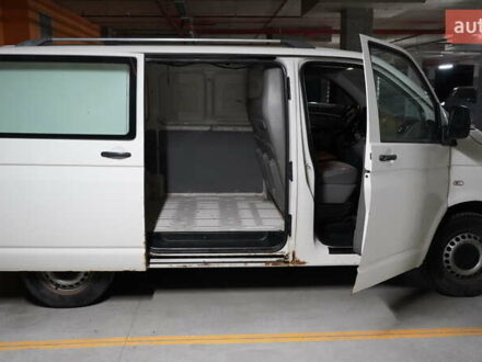 Фольксваген Transporter 2008 в Ивано-Франковске на Automoto.ua Белый Фольксваген Transporter, объемом двигателя 1.97 л и пробегом 270 тыс. км за 8500 $, фото 1 на Automoto.ua
