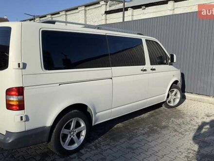 Білий Фольксваген Transporter, об'ємом двигуна 1.9 л та пробігом 246 тис. км за 12800 $, фото 1 на Automoto.ua