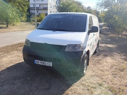 Білий Фольксваген Transporter, об'ємом двигуна 2 л та пробігом 438 тис. км за 8000 $, фото 1 на Automoto.ua