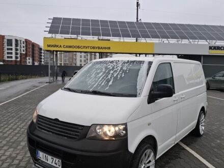 Белый Фольксваген Transporter, объемом двигателя 1.9 л и пробегом 325 тыс. км за 4700 $, фото 1 на Automoto.ua