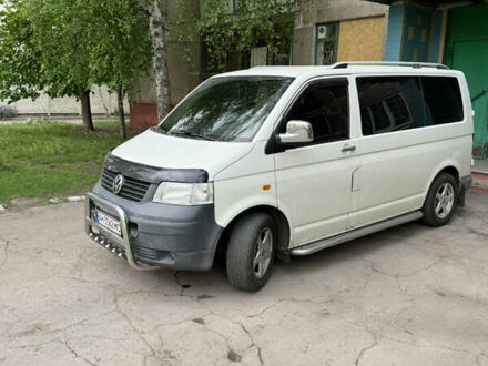 Белый Фольксваген Transporter, объемом двигателя 1.9 л и пробегом 299 тыс. км за 10000 $, фото 1 на Automoto.ua
