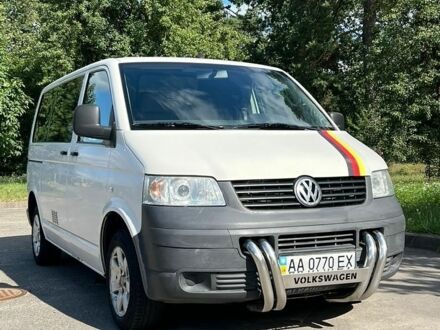 Белый Фольксваген Transporter, объемом двигателя 1.9 л и пробегом 216 тыс. км за 12000 $, фото 1 на Automoto.ua