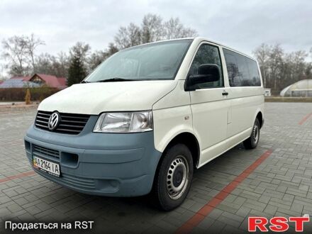 Фольксваген Transporter 2008 у Полтаві на Automoto.ua Білий Фольксваген Transporter, об'ємом двигуна 2 л та пробігом 230 тис. км за 12000 $, фото 1 на Automoto.ua