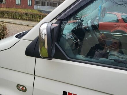 Білий Фольксваген Transporter, об'ємом двигуна 0 л та пробігом 300 тис. км за 10500 $, фото 1 на Automoto.ua