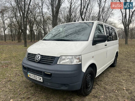 Фольксваген Transporter 2009 в Кропивницком (Кировограде) на Automoto.ua Белый Фольксваген Transporter, объемом двигателя 1.9 л и пробегом 352 тыс. км за 8599 $, фото 1 на Automoto.ua