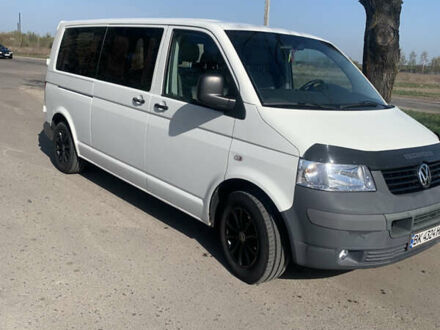 Фольксваген Transporter 2009 у Березне на Automoto.ua Білий Фольксваген Transporter, об'ємом двигуна 2.5 л та пробігом 273 тис. км за 10000 $, фото 1 на Automoto.ua