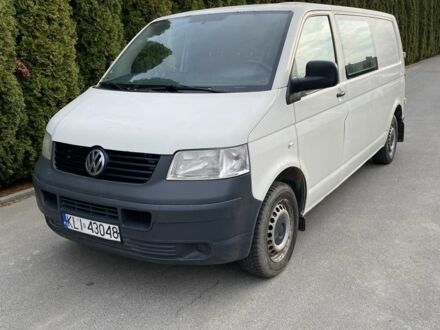 Белый Фольксваген Transporter, объемом двигателя 2.5 л и пробегом 360 тыс. км за 3805 $, фото 1 на Automoto.ua