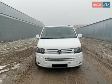 Фольксваген Transporter 2011 у Дунаевцах на Automoto.ua Білий Фольксваген Transporter, об'ємом двигуна 2 л та пробігом 217 тис. км за 17000 $, фото 1 на Automoto.ua