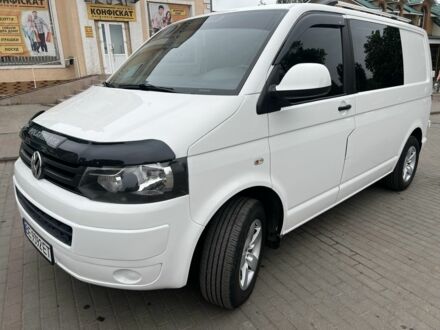 Фольксваген Transporter 2011 в Врадиевке на Automoto.ua Белый Фольксваген Transporter, объемом двигателя 2 л и пробегом 305 тыс. км за 12000 $, фото 1 на Automoto.ua