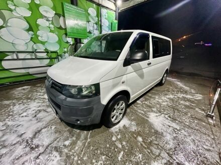 Білий Фольксваген Transporter, об'ємом двигуна 2 л та пробігом 364 тис. км за 16000 $, фото 1 на Automoto.ua