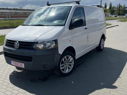 Фольксваген Transporter 2012 у Чугуеве на Automoto.ua Білий Фольксваген Transporter, об'ємом двигуна 2 л та пробігом 300 тис. км за 6750 $, фото 1 на Automoto.ua