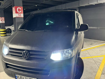 Белый Фольксваген Transporter, объемом двигателя 2 л и пробегом 390 тыс. км за 12600 $, фото 1 на Automoto.ua