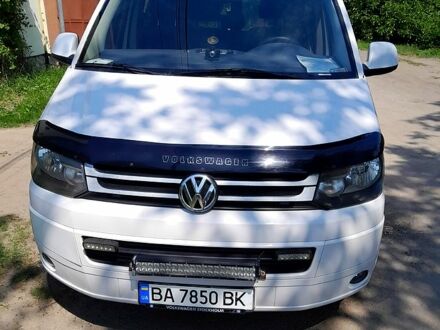 Белый Фольксваген Transporter, объемом двигателя 2 л и пробегом 206 тыс. км за 14000 $, фото 1 на Automoto.ua