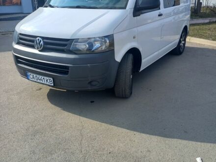 Фольксваген Transporter 2012 в Умани на Automoto.ua Белый Фольксваген Transporter, объемом двигателя 2 л и пробегом 180 тыс. км за 14450 $, фото 1 на Automoto.ua